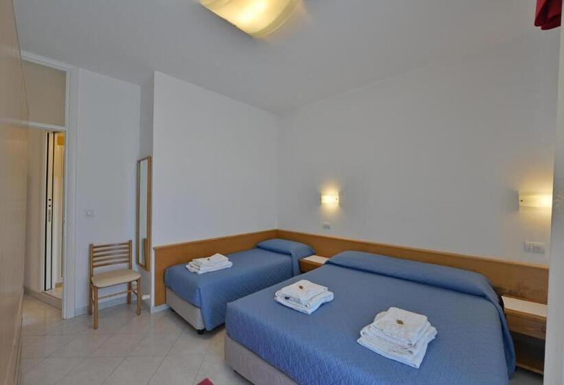 Apartamento Superior 1 Dormitório, Residence Mariavittoria