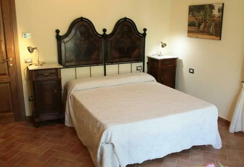 اتاق استاندارد چهارنفره با چشمانداز باغ, Agriturismo Terrarossa
