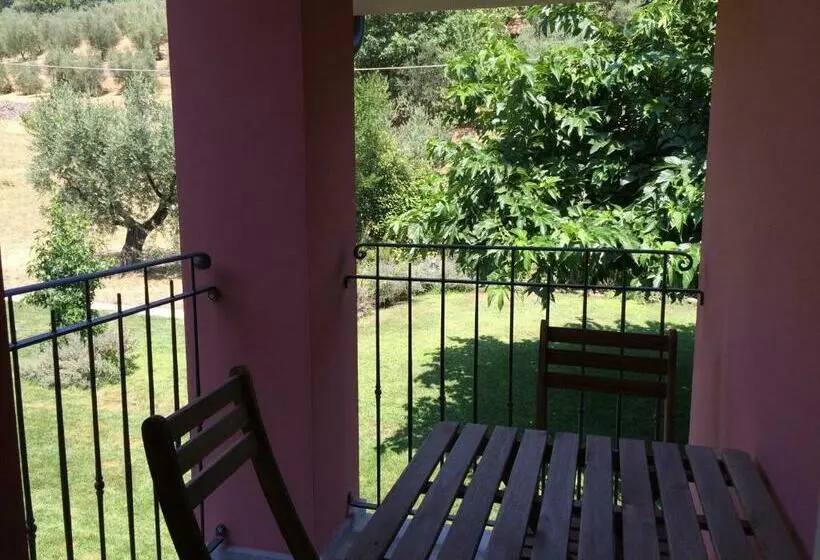 اتاق استاندارد چهار تخته, Agriturismo Terrarossa