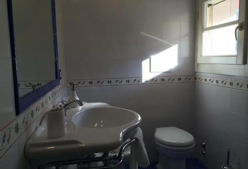 اتاق استاندارد چهار تخته, Agriturismo Terrarossa