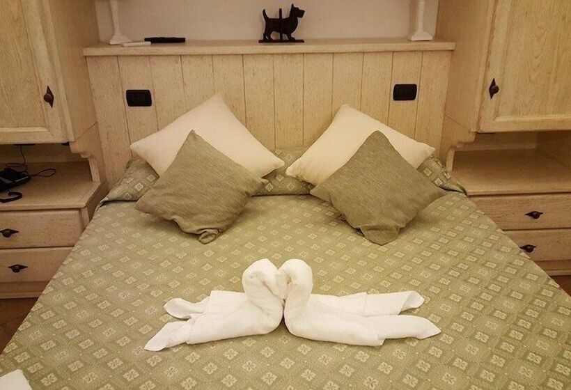 اتاق استاندارد سه تخته با چشم‌انداز باغ, B&b Podere Montese