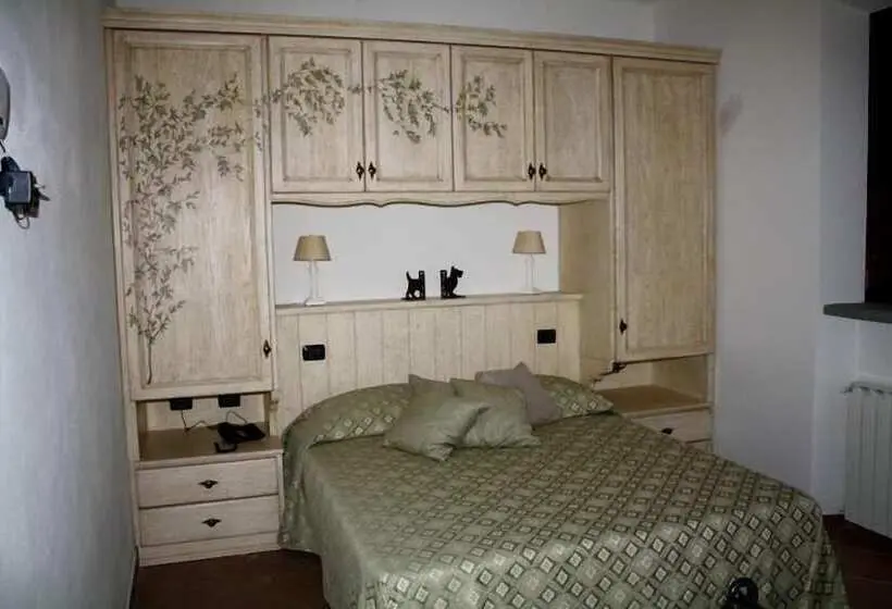 庭の見えるスタンダードトリプルルーム, B&b Podere Montese