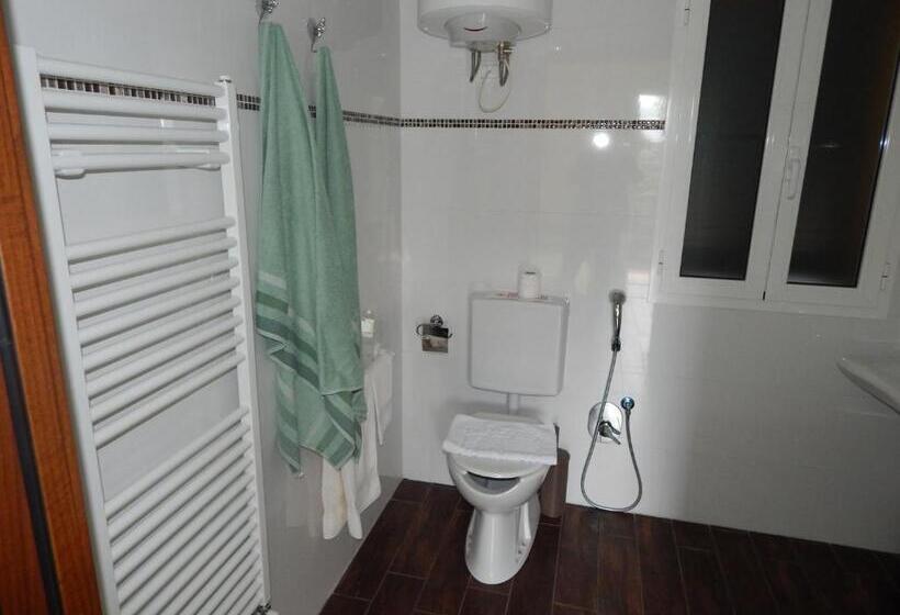 غرفة قياسية, Il Melograno