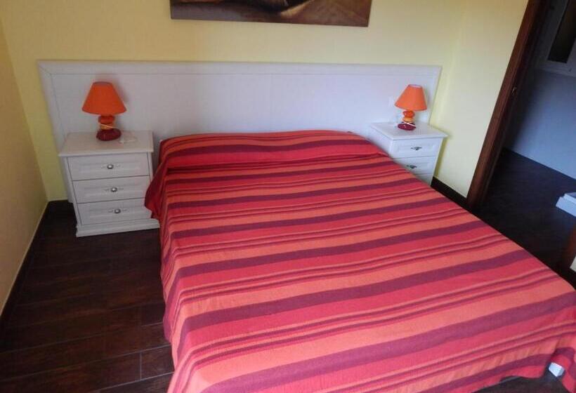 غرفة أساسية ثلاثية, Il Melograno