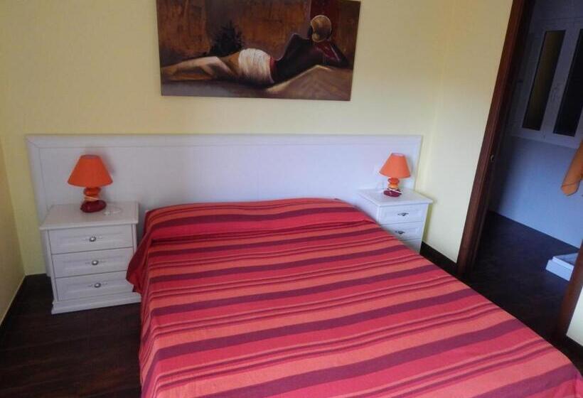 غرفة أساسية ثلاثية, Il Melograno