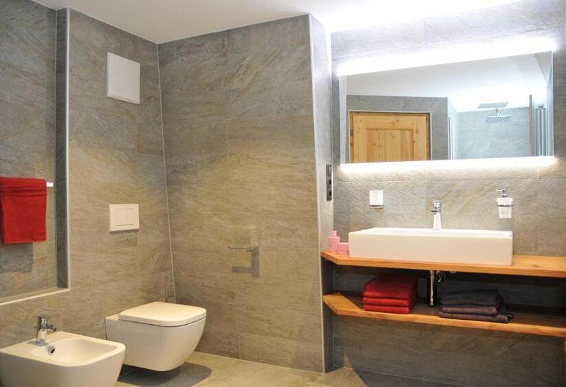 Апартаменты 2 Спальни, Lindemair