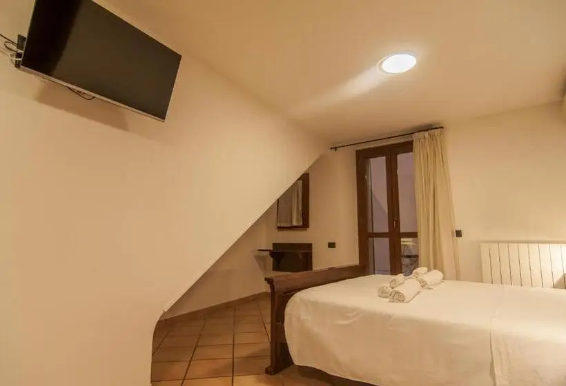 اتاق استاندارد با بالکن, Umbrian Concierge Alla Rocca