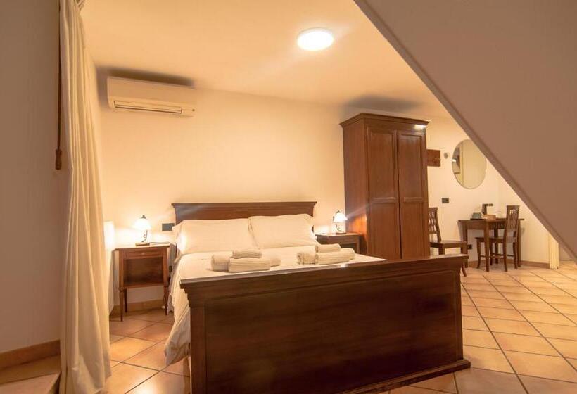 Chambre Standard avec Balcon, Umbrian Concierge   Alla Rocca