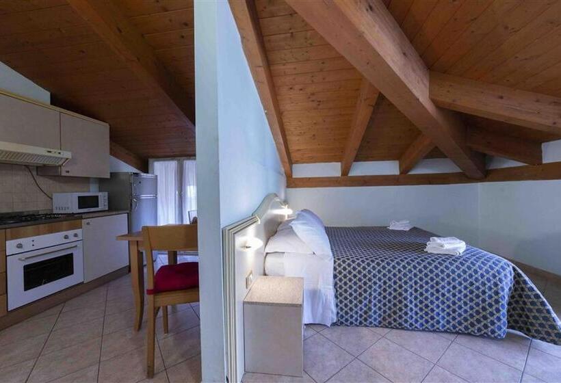 استودیوی استاندارد, Residenza Melucci