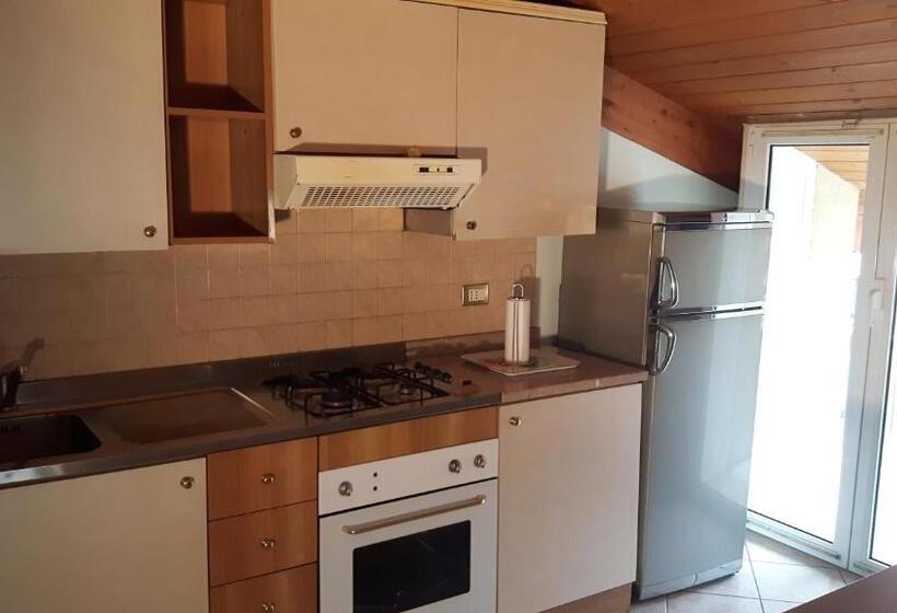 استودیوی استاندارد, Residenza Melucci
