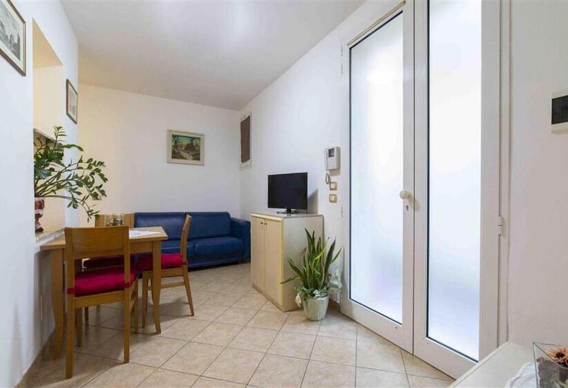 آپارتمان 1 خوابه همکف, Residenza Melucci