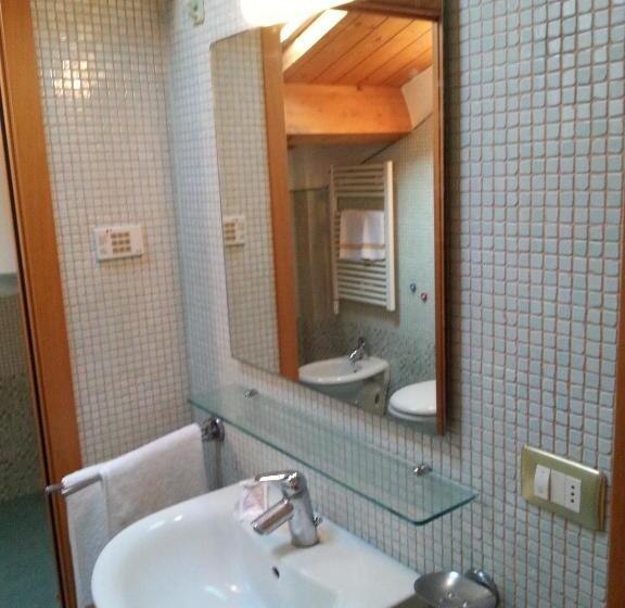 استودیوی سوپریور, Residenza Melucci