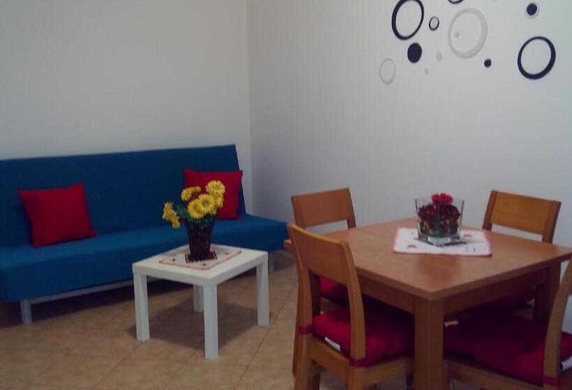 آپارتمان خانوادگی, Residenza Melucci