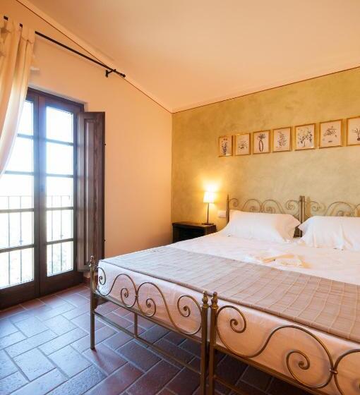 Номер Стандарт с Балконом, Agriturismo Borgo Tra Gli Olivi