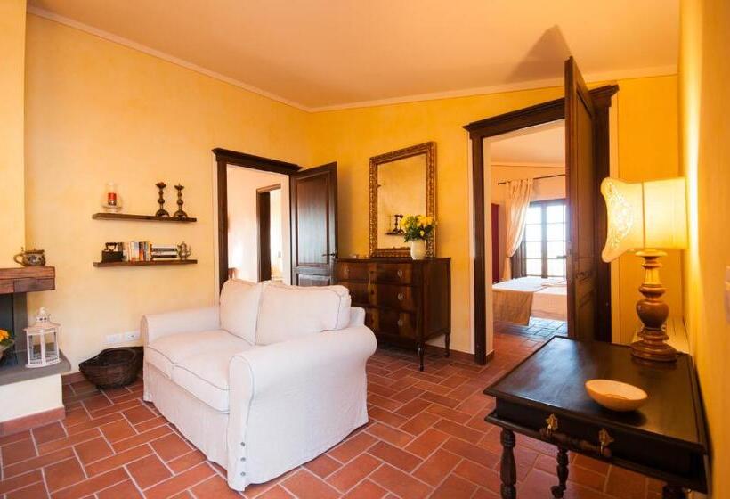 غرفة قياسية مزوَّدة بشُرفة, Agriturismo Borgo Tra Gli Olivi