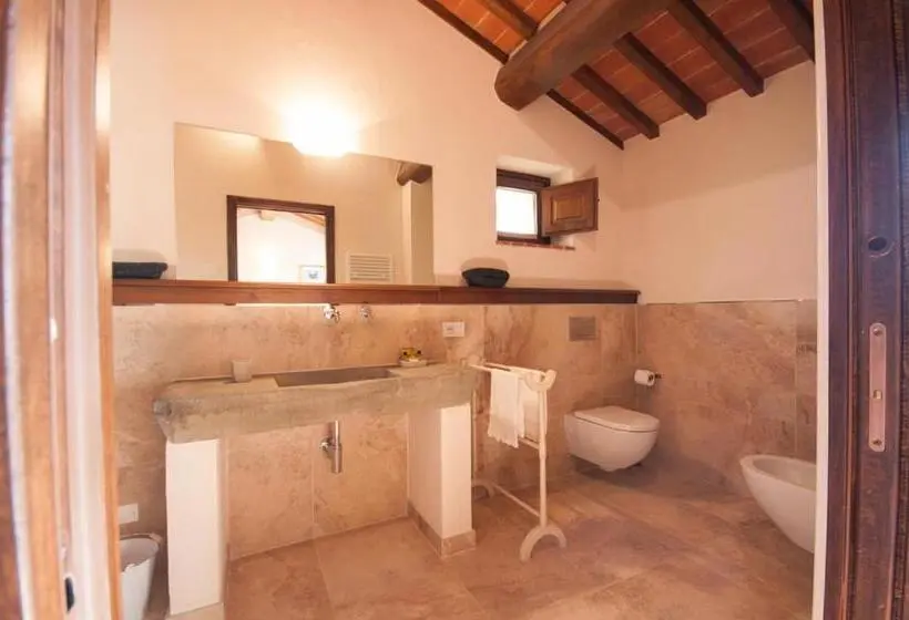 プールの見えるスーペリアルーム, Agriturismo Borgo Tra Gli Olivi