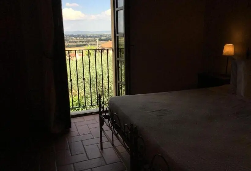バルコニー付きスタンダードルーム, Agriturismo Borgo Tra Gli Olivi