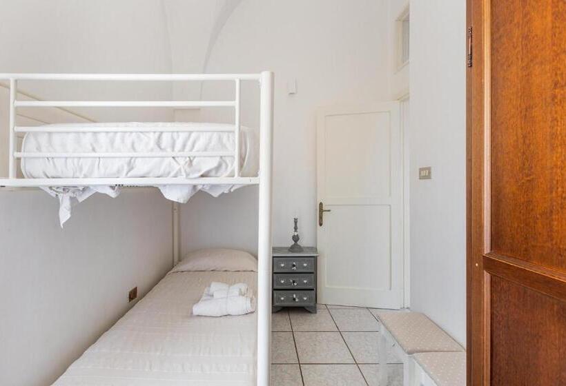 اتاق استاندارد چهار تخته, Agriturismo Masseria Carrone