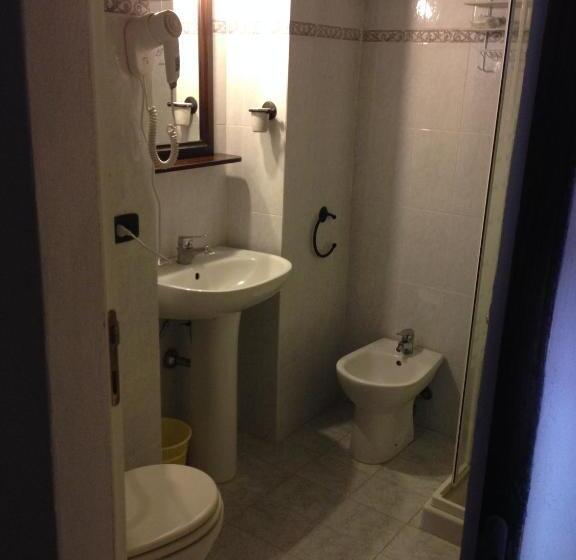 חדר סטנדרט לארבעה, Antico Casale Pozzuolo