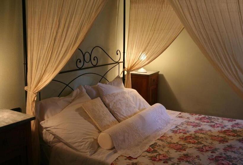 Трехместный Номер Стандарт Вид на Сад, Antico Casale Pozzuolo