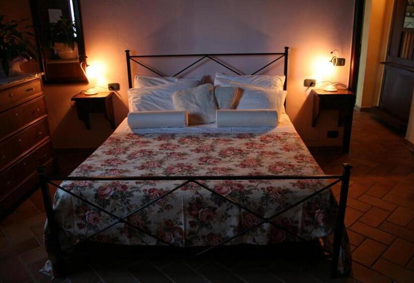 דירת חדר בקומת קרקע, Antico Casale Pozzuolo