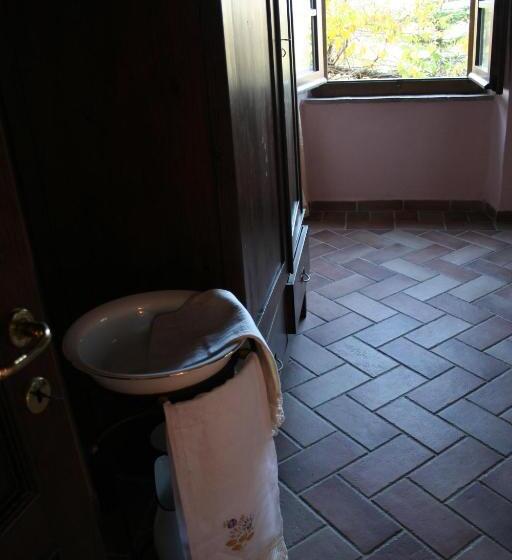 דירת חדר בקומת קרקע, Antico Casale Pozzuolo