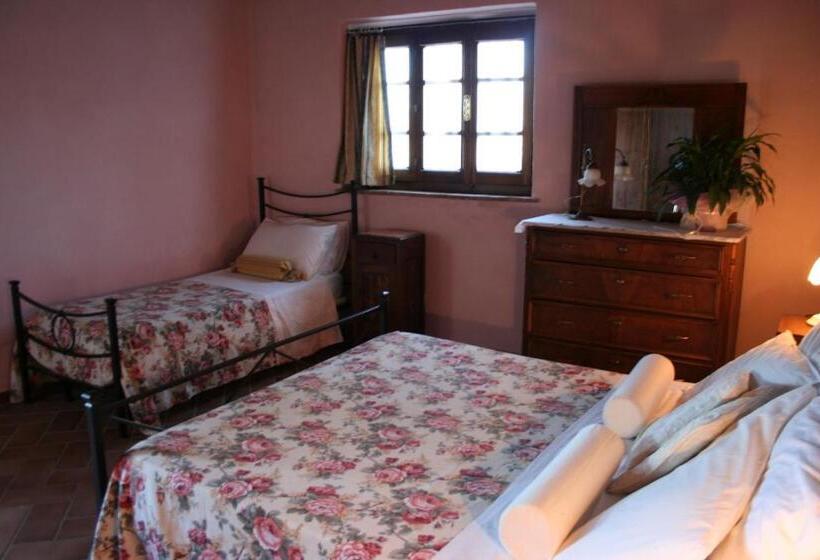 דירת חדר בקומת קרקע, Antico Casale Pozzuolo