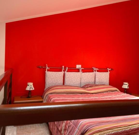 复式房间, La Lestra