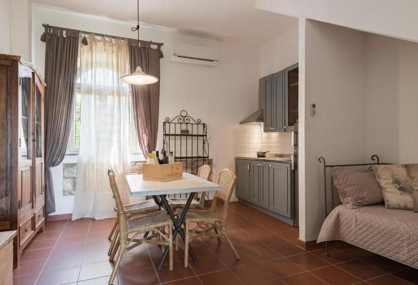 Апартаменты 1 Спальня, La Muccheria