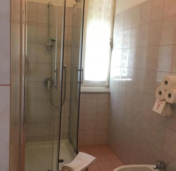 חדר סטנדרט נוף לגינה, B&b Villa Orchidea