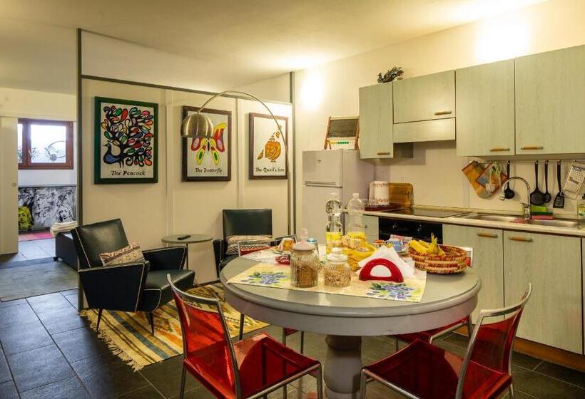 شقة غرفة واحدة, La Casa Di Campagna