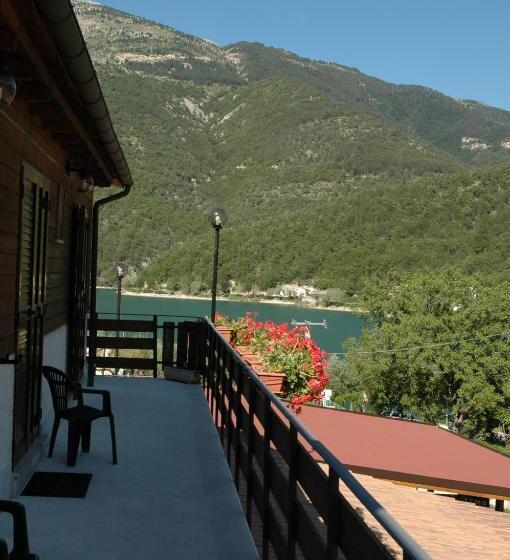 スタンダードトリプルルーム, Agriturismo Miralago