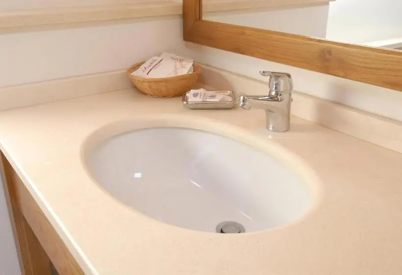 ジュニアスイート, Agriturismo Tenuta Conti Faina