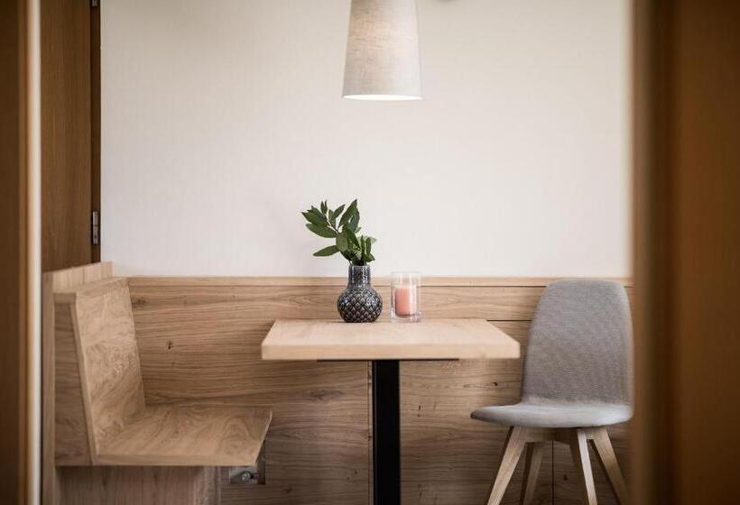 Апартаменты 1 Спальня с Террасой, Weingut Weidlhof   Suite & Breakfast   Vacation For Wine Lovers