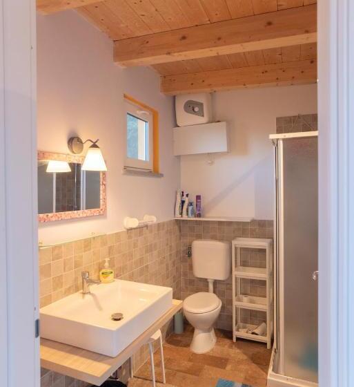 شقة غرفة واحدة مزودة بتراس, Agriturismo La Pineta