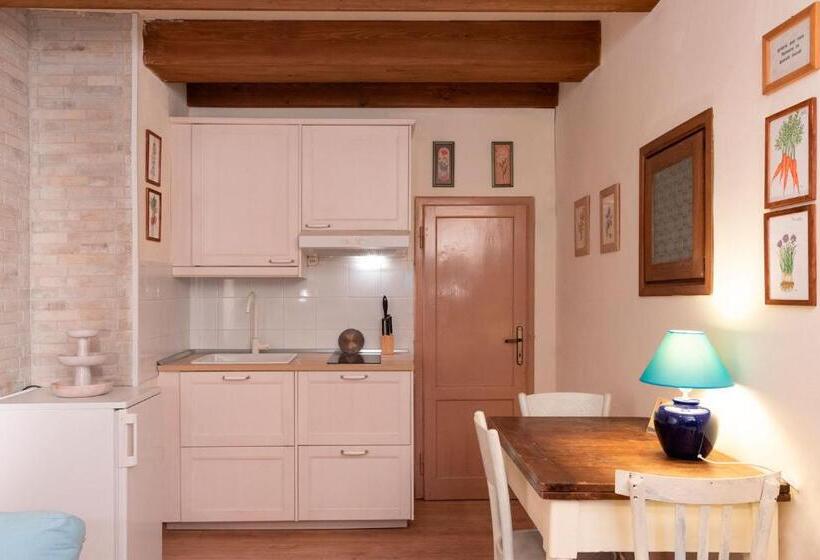 غرفة عائلية, Agriturismo La Pineta