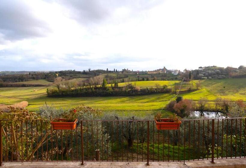 شقة غرفة واحدة, Agriturismo La Pineta