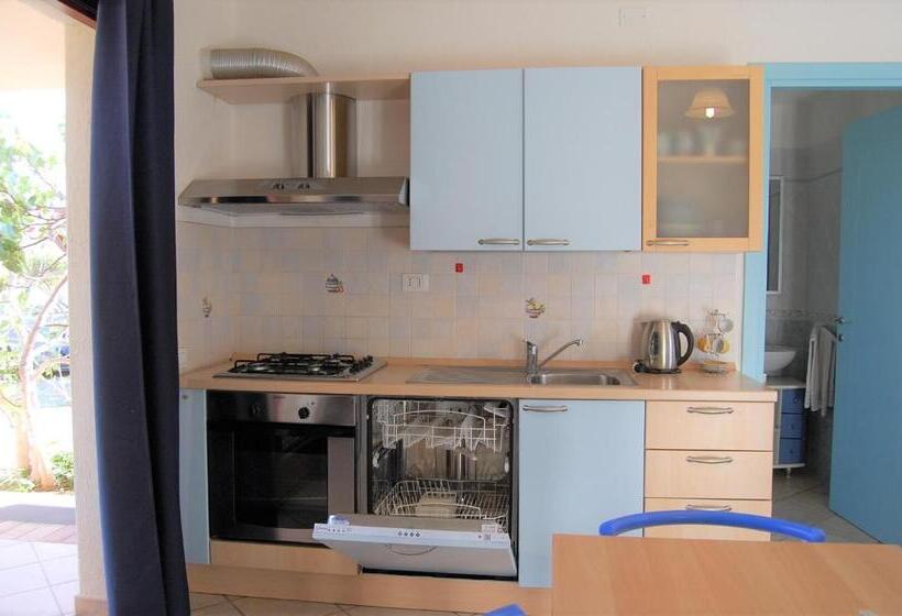 آپارتمان 1 خوابه همکف, I Lentischi