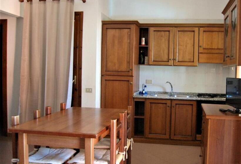 آپارتمان 2 خوابه, I Lentischi