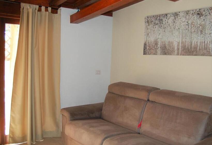 آپارتمان 1 خوابه, I Lentischi