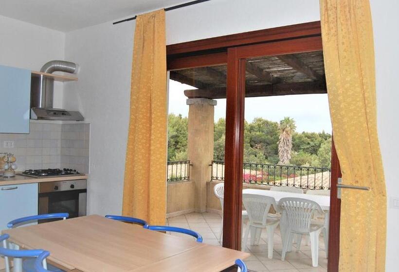 آپارتمان 1 خوابه با تراس, I Lentischi