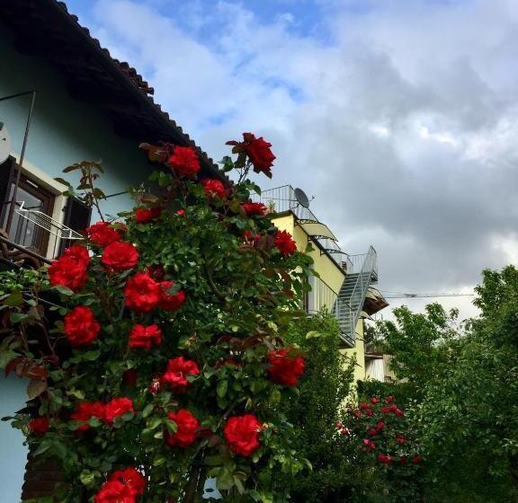 דירת שני חדרים עם מרפת, Residence Delle Rose