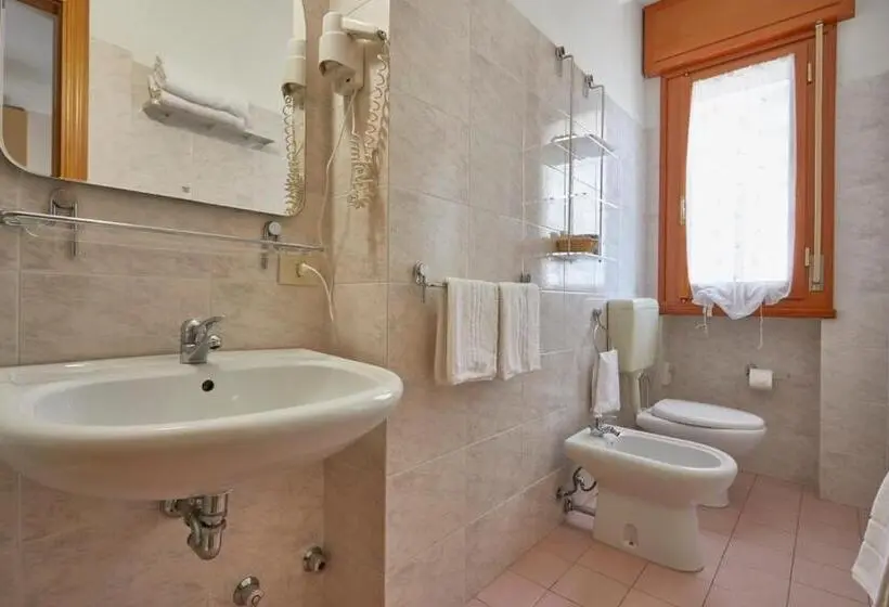 استودیوی استاندارد, Residence Piccolo