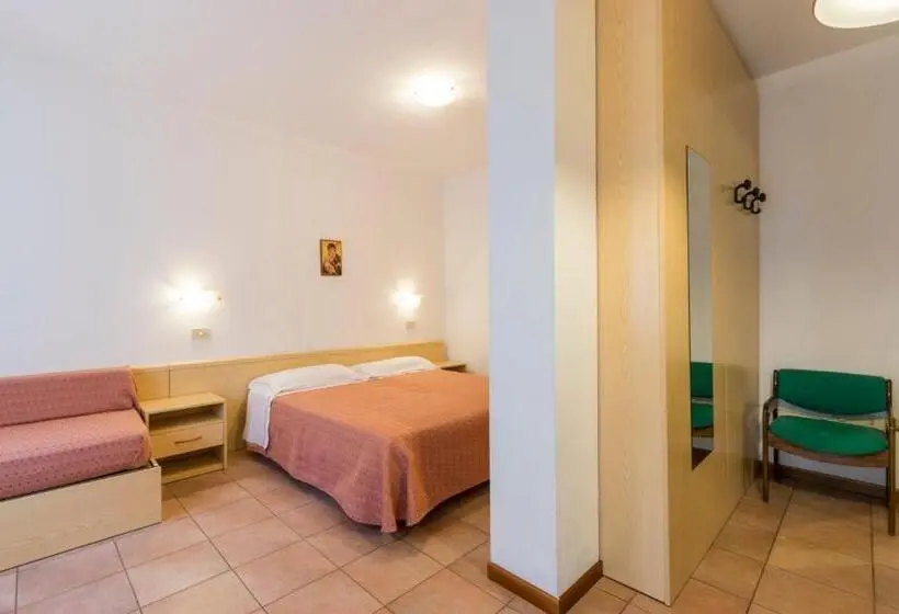 استودیوی استاندارد, Residence Piccolo