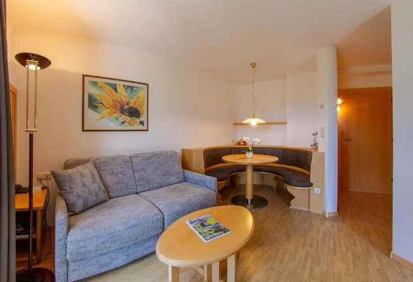 Huoneisto 1 Makuuhuone, Apartments Lichtenberg