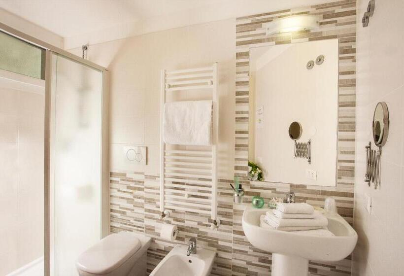 低层单卧公寓, Beach Residence