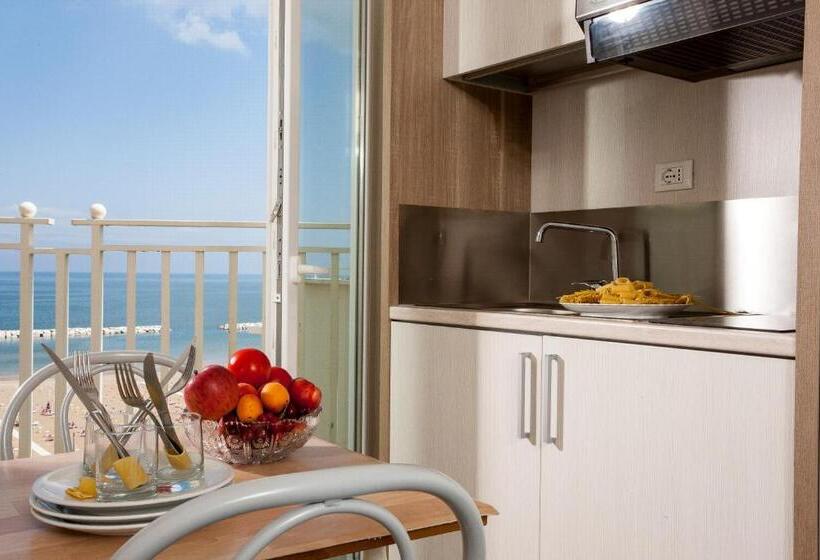 海の見えるスタンダードスタジオ, Beach Residence
