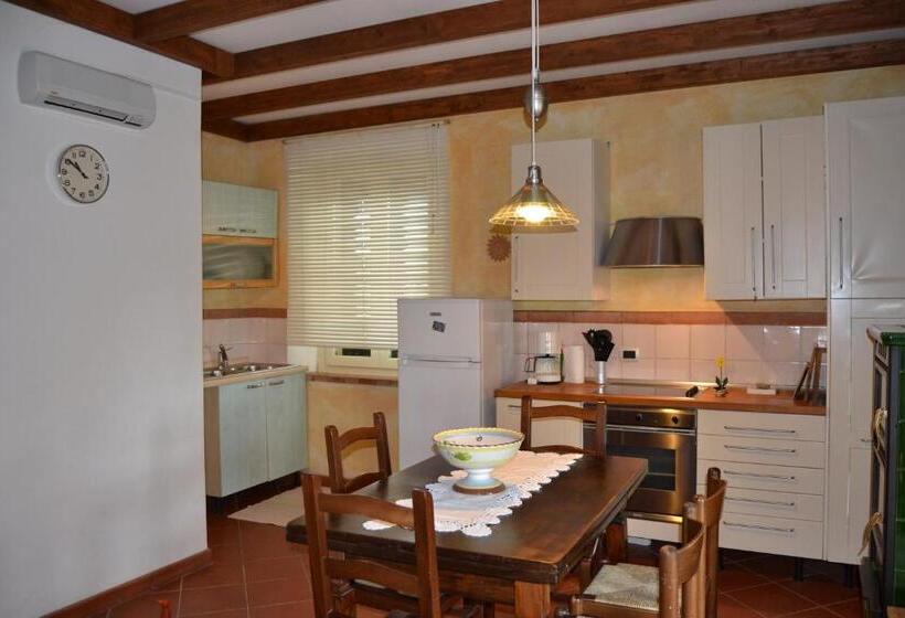 آپارتمان لوکس 2 خوابه, Agriturismo Beveraggio