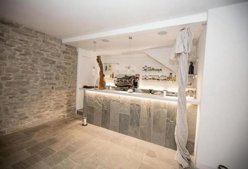 デラックスの４人部屋, Corte San Ruffillo Country Resort