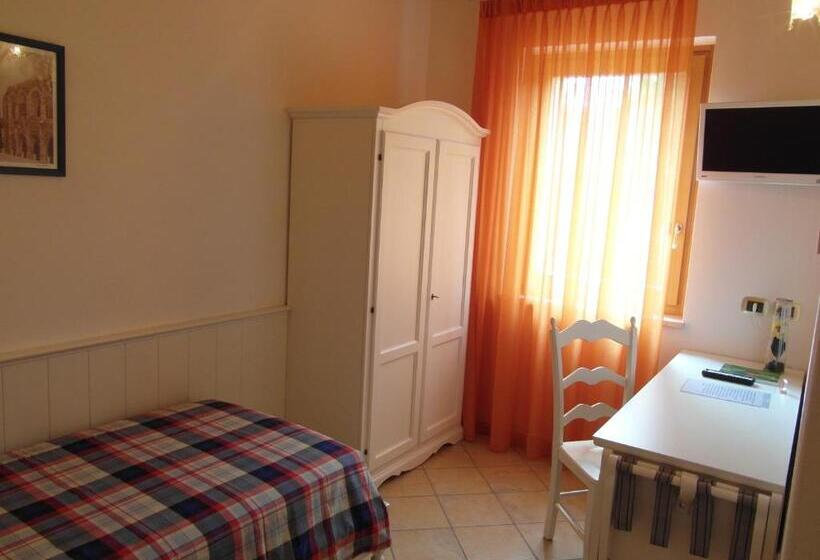 带园景的单人房, Cortecoraman